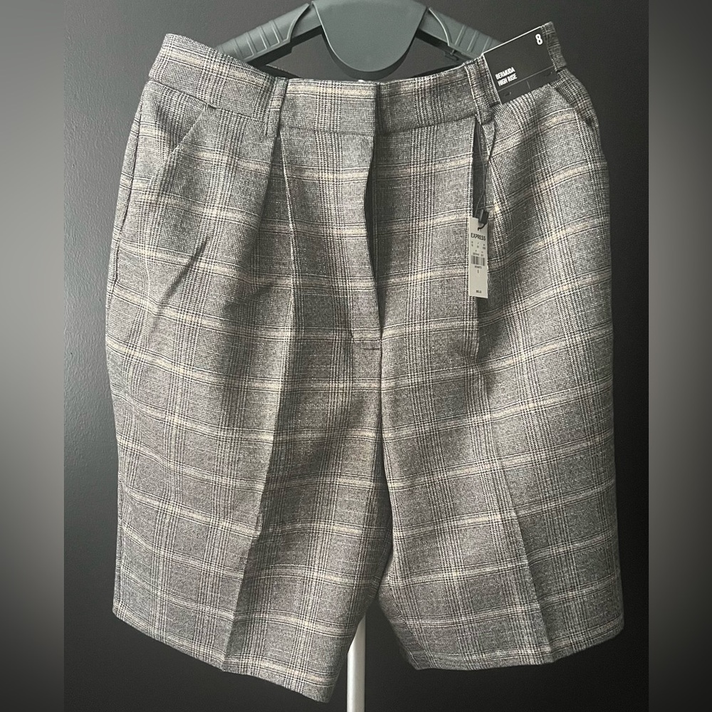 BNWT Express Bermuda High Rise